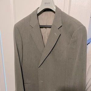 Armani suit. 44R. Lightweight for all seasons